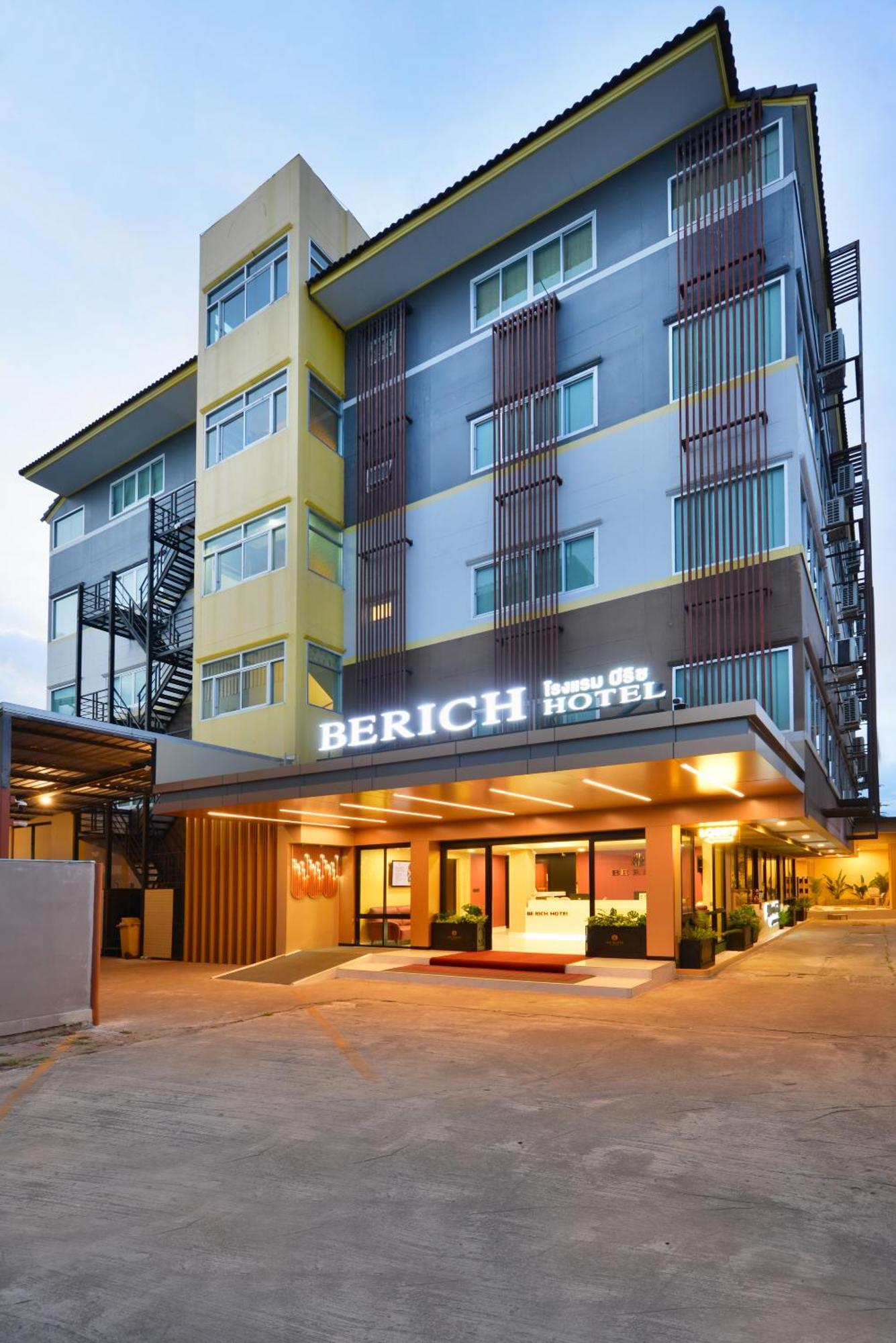 Berich Hotel Tak Esterno foto
